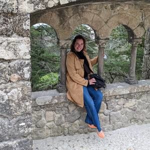 Meet your Posher, Danielle